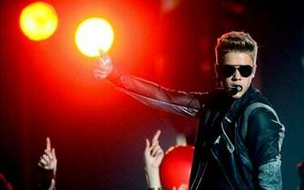 Justin Bieber Chrome Wallpaper iPhone And