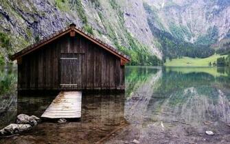 Cabin On The Lake Wallpaper
