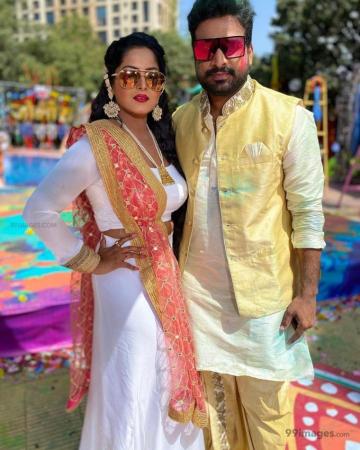 Anjana Singh Hot HD Photos Mobile Wallpaper 1080p