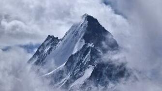 Cloud Mountain Wallpaper Top Background