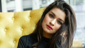 Avneet Kaur Wallpaper HD Baltana