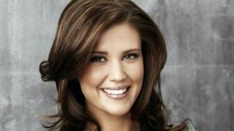Sarah Lancaster Wallpaper