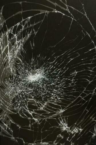 April Fools The Broken Screen Wallpaper Prank For iPhone iPad