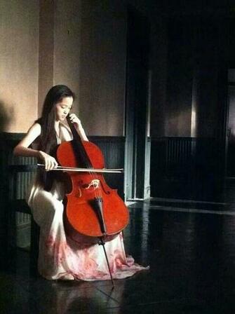 Ou Yang Nana Cello
