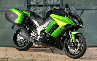Previous Wallpaper Kawasaki Z1000sx Next