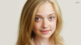 Dakota Fanning HD Wallpaper