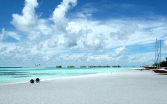 White Sand Beach Widescreen HD Wallpaper