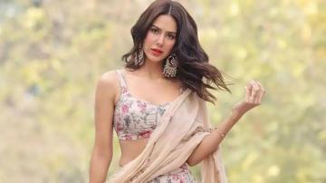 Sonam Bajwa This Women S Day Let Just All Try To Love