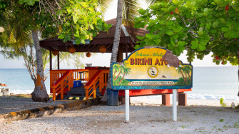 Bikini Atoll Beach Pmxen411edb8ks1n Wallpaper
