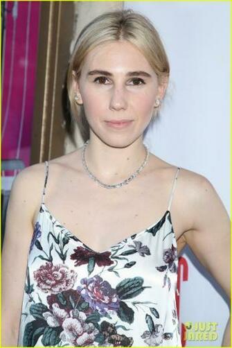 Behrs Matt Doyle Michael Gladis Zosia Mamet Pictures Just Jared
