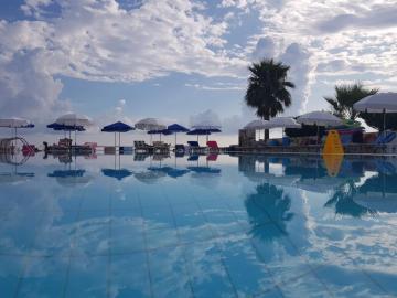 Wallpaper Summer Swimming Pool Sky Blue Clouds Sun Bathing