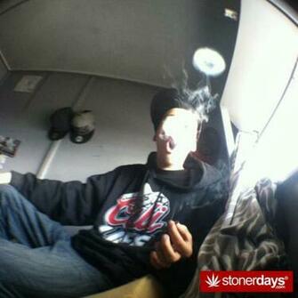 Of Stoners Blaze All Day Everyday Stoner Pictures Marijuana Wallpaper