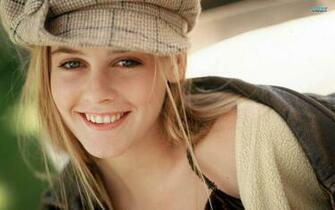 Alicia Silverstone Wallpaper