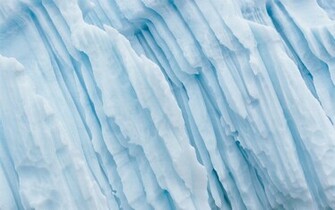 Iceberg Wallpaper