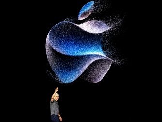 Apple Event Live iPhone Watch Series Wired
