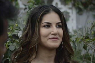 Sunny Leone Wallpaper HD Desktop Background