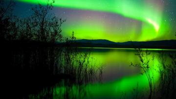Green Northern Lights Canada HD Wallpaper Linux Apps