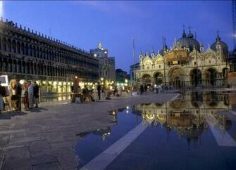 Venice In Italy Cool HD Wallpaper Hivewallpaper
