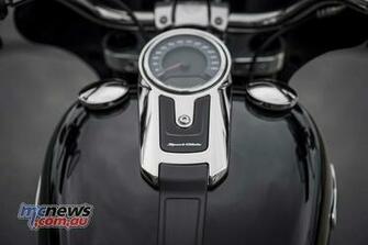 Harley Launch New Versatile Softail Sport Glide Mcnews