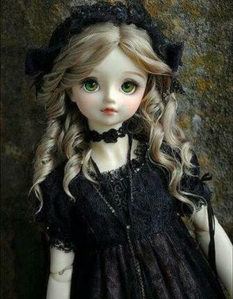 Cute Doll Wallpaper