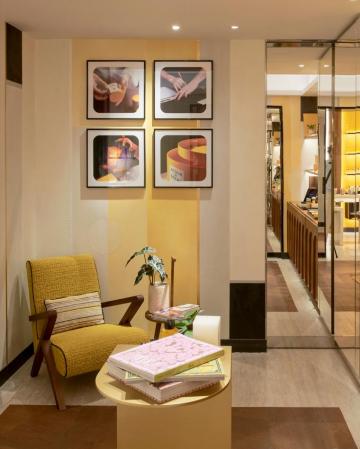 The New Institutional Wallpaper Of Acqua Di Parma Boutique In