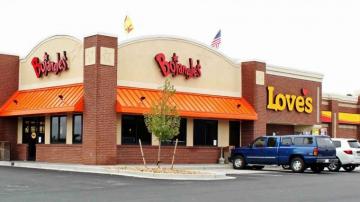 Bojangles New Partnership With Love S Travel Stops Country