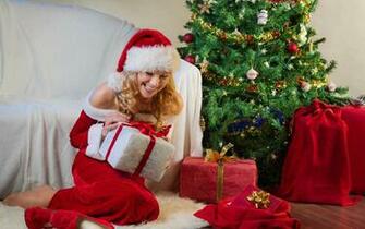 Christmas Presents Wallpaper High Definition