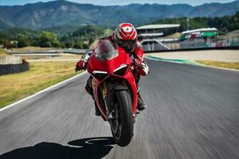 Ducati Panigale V4 S 4k Wallpaper