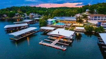 Photos Missouri Resort That Inspired Hit Show Ozark