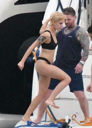Halsey In Black Bikini On A Yacht Miami