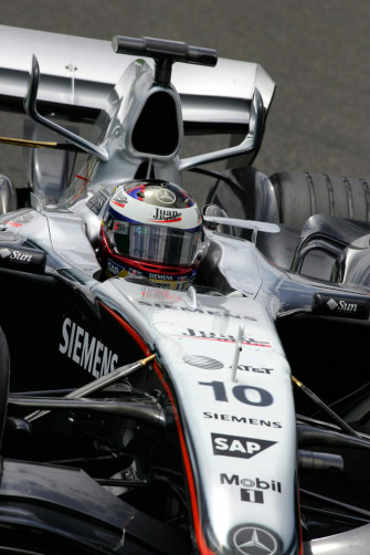 Montoya Chasing Strong Silverstone Result F1 News Crash