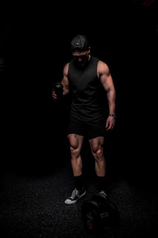 Man In Gym Pictures Image