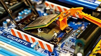 Computer Hardware Workers Wallpaper Optawall