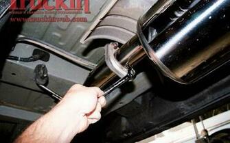 Honda Element Intake And Exhaust Tighten Bolts Photo