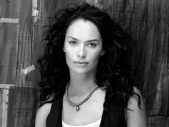 Lena Headey Wallpaper High Resolution And Quality