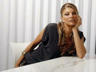 Fergie In Black Dress Wallpaper