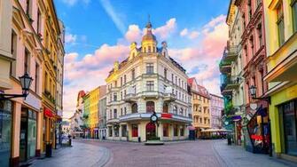 Empik Store In Toru Poland 4k UltraHD Wallpaper