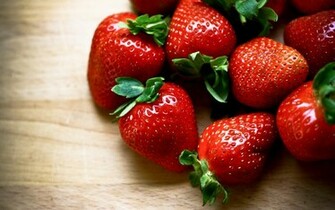 Sweet Strawberry Wallpaper For Android