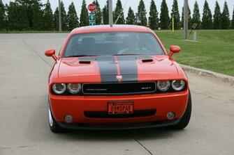 Dodge Challenger Srt8