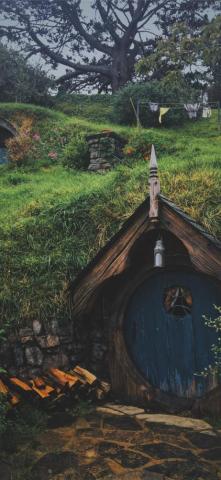 The Hobbit House iPhone X Wallpaper