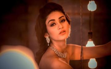 Aditi Arya Bollywood Actress Model Girl Beautiful Brunette Pretty