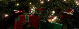 Mlewallpaper Gifts Under The Tree