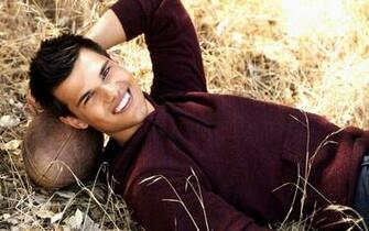 Taylor Lautner Shirt Off Wallpaper