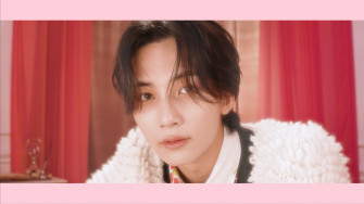 Seventeen On Season S Greetings
