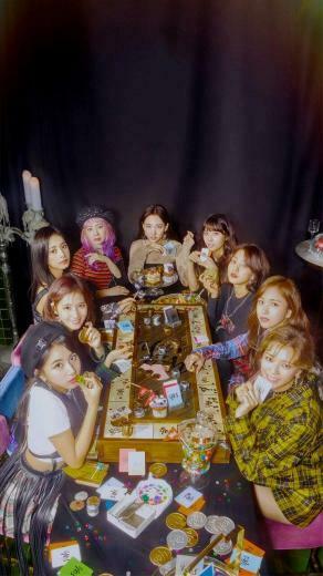Twice Yes Or Jeongyeon Mina Momo Sana Nayeon Dahyun Chaeyoung
