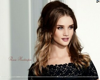 Rosie Huntington Whiteley Wallpaper