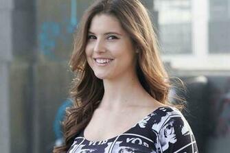 Amanda Cerny Pictures Go Viral Who Lookalike Jacqueline Fernandez