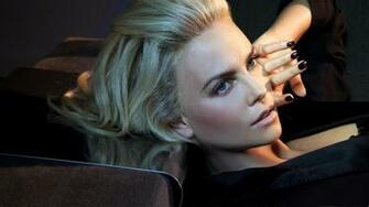 Charlize Theron HD Wallpaper