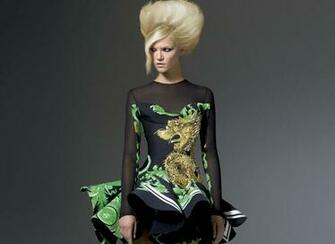 Versace Fashion Wallpaper HD