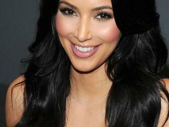 Kim Kardashian HD Wallpaper
